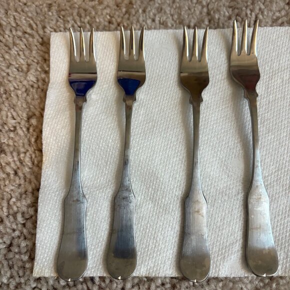 Set Of 8 Vintage Oxford Hall Stainless Japan Appetizer/Cocktail Forks‎ - Picture 2 of 9